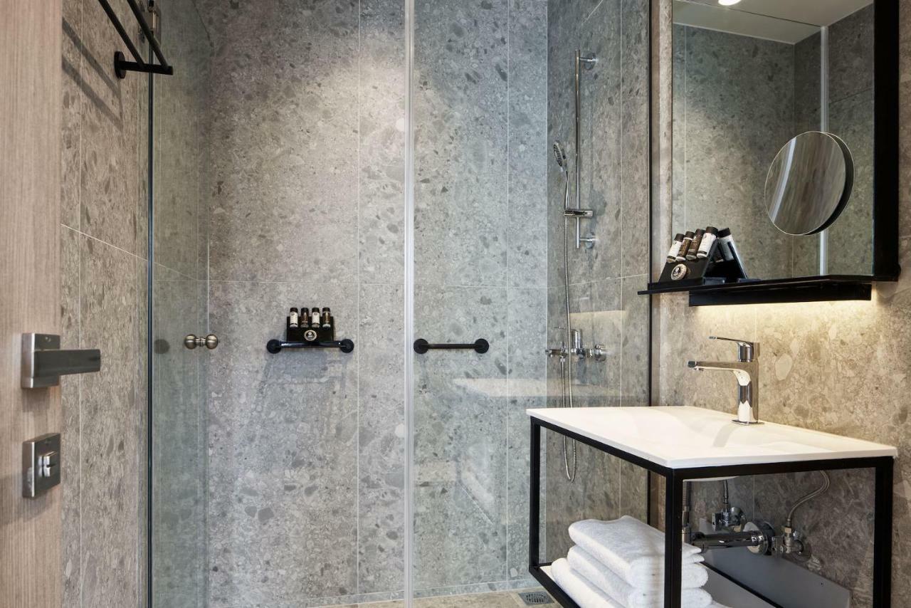 Urban Frame Plaka Hotel Athens Ngoại thất bức ảnh