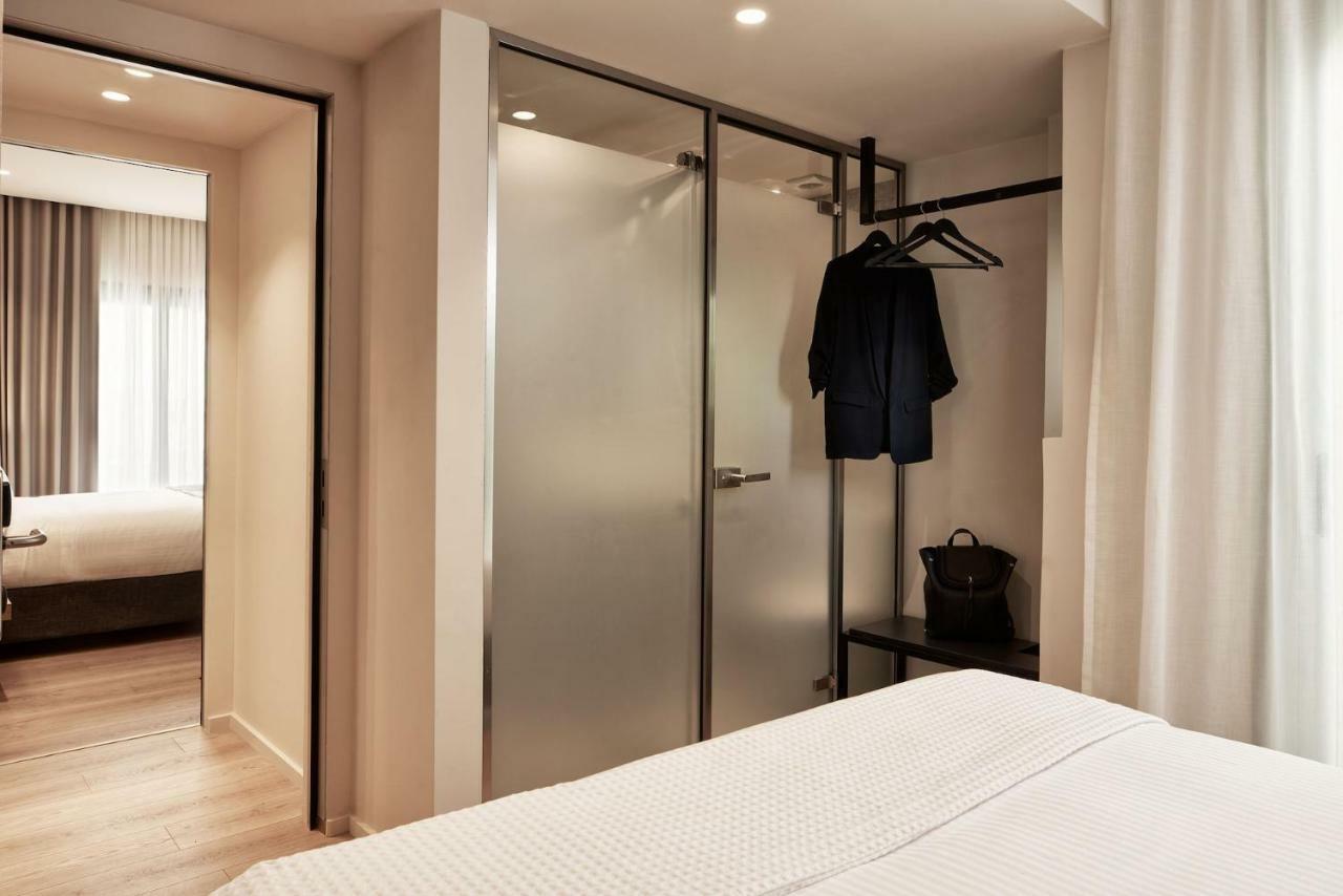 Urban Frame Plaka Hotel Athens Ngoại thất bức ảnh